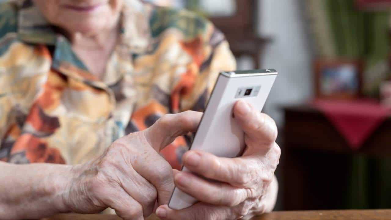 How to Get Free Phones for Seniors in California